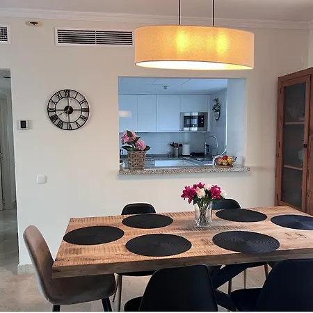 Angels Penthouse Sea View Apartment Sitio de Calahonda